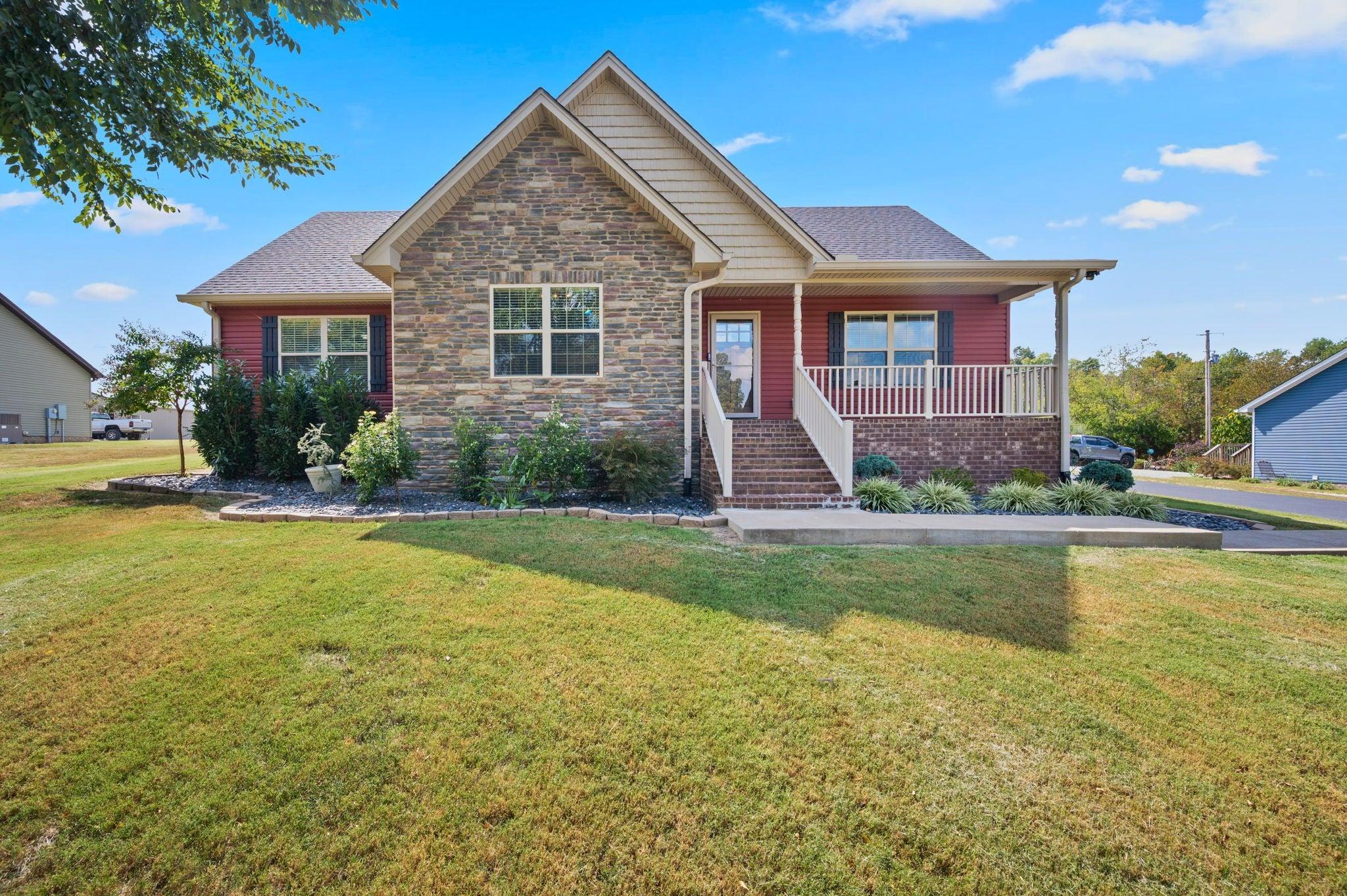 Clyde Wix Rd, Westmoreland, TN 37186
