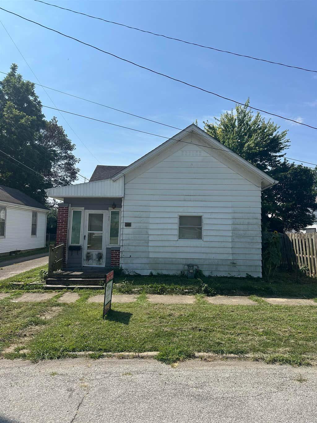 W 9th St, Connersville, IN 47331