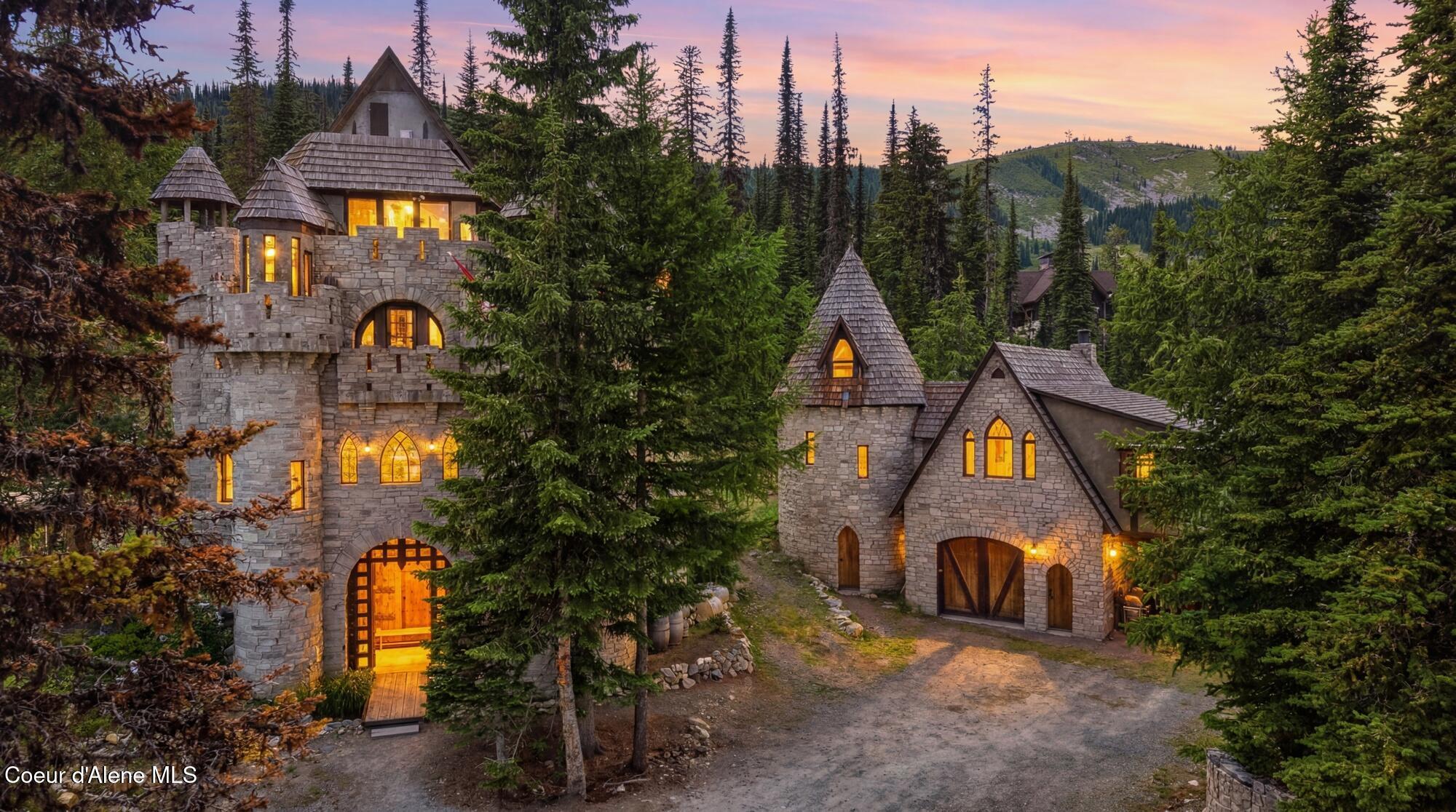 Mogul Hill Rd, Sandpoint, ID 83864