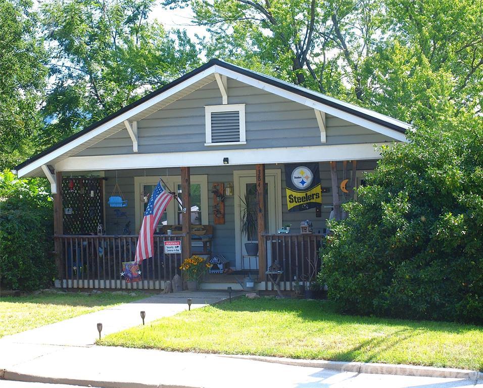 Pisgah Dr, Canton, NC 28716
