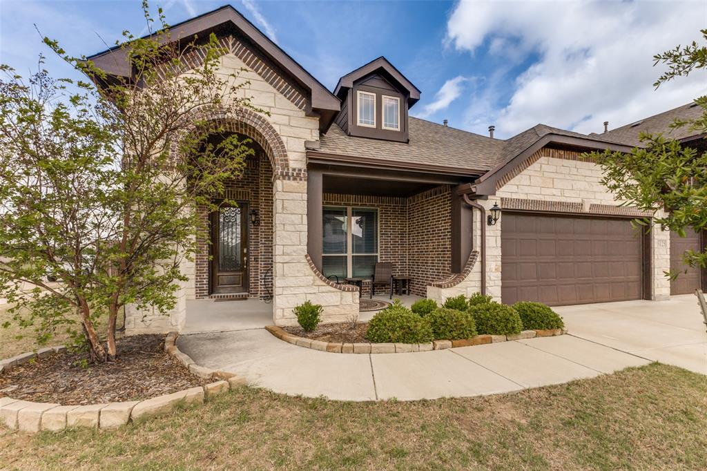 Autumn Glen Ln, Mesquite, TX 75181