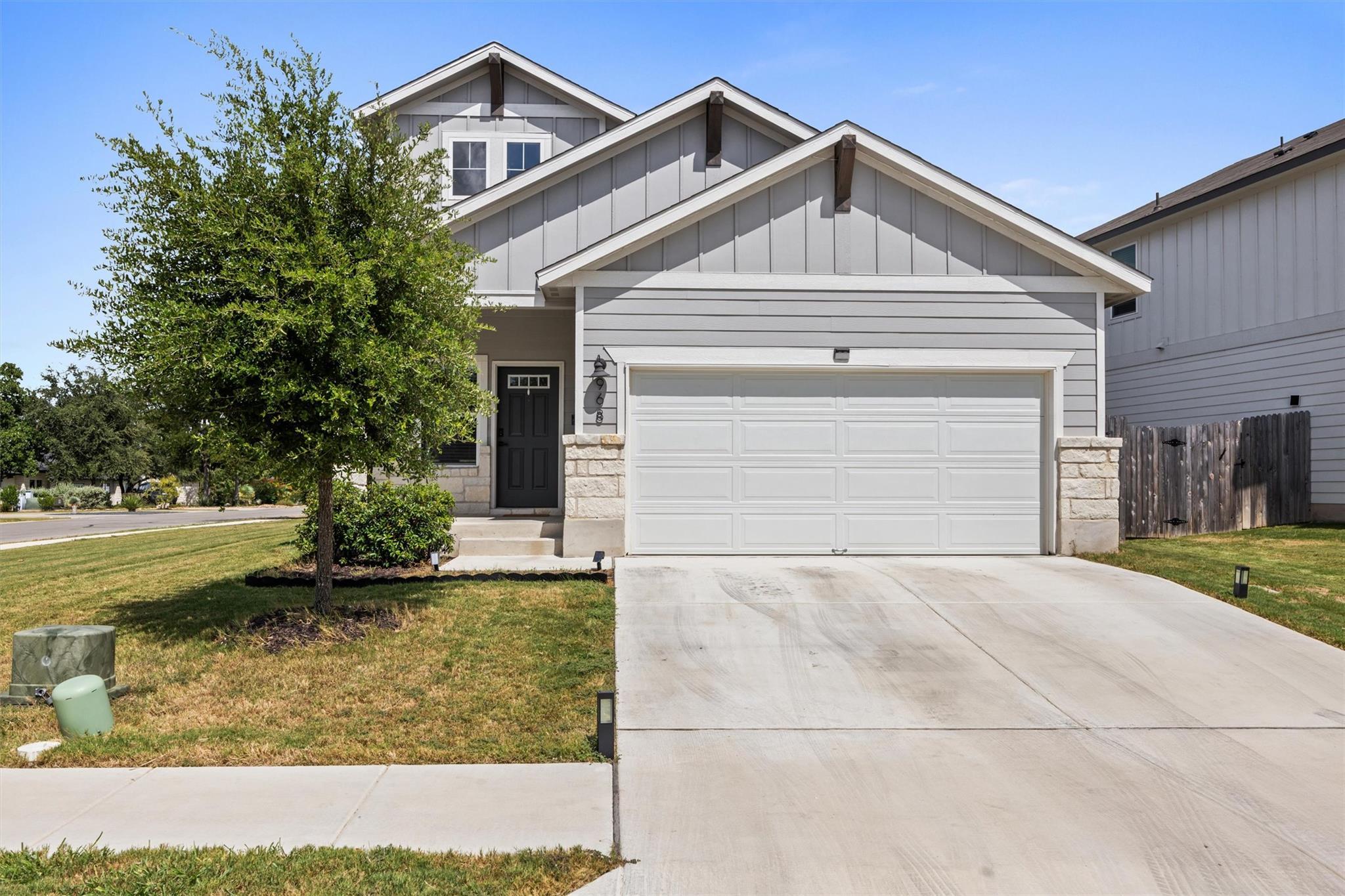 Sun Grove Trl, Georgetown, TX 78628