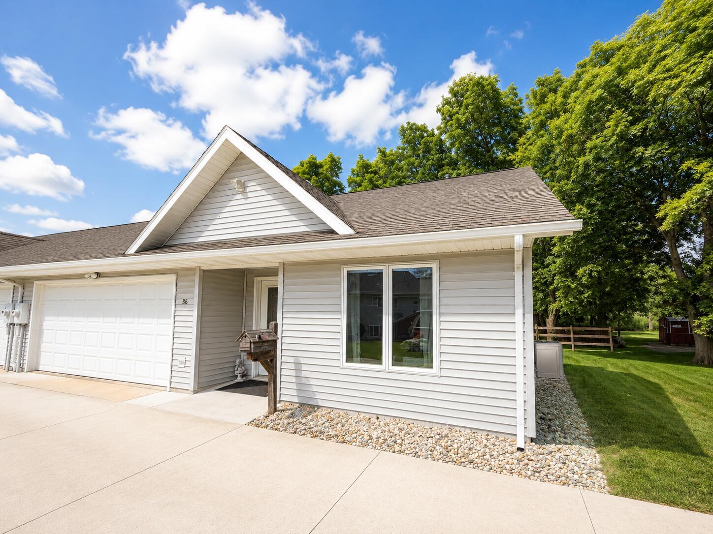 Knopp Valley Dr, Winona, MN 55987