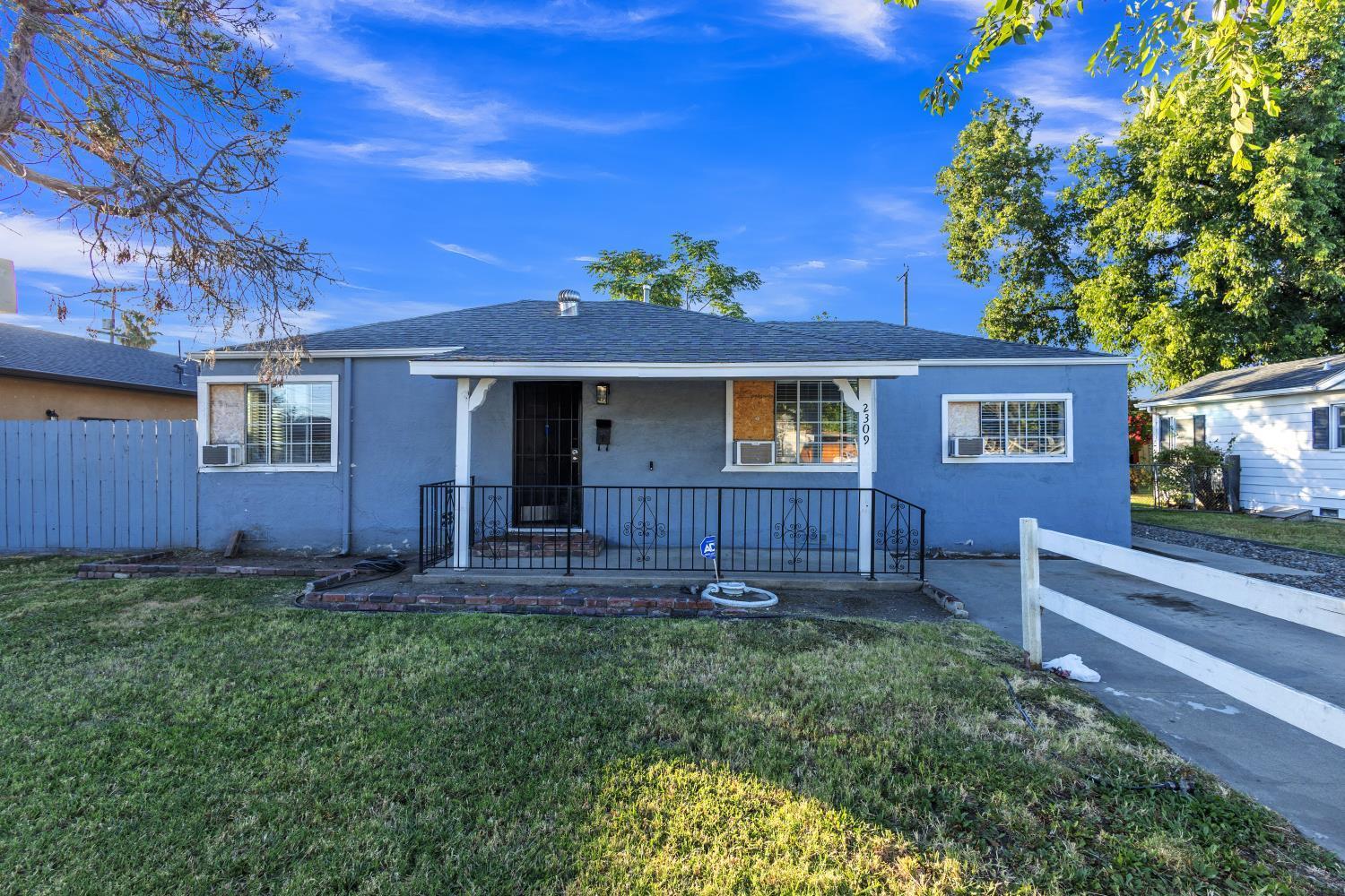 Hackberry St, Stockton, CA 95205