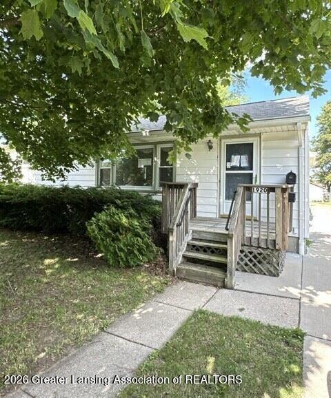 Hall St, Holt, MI 48842
