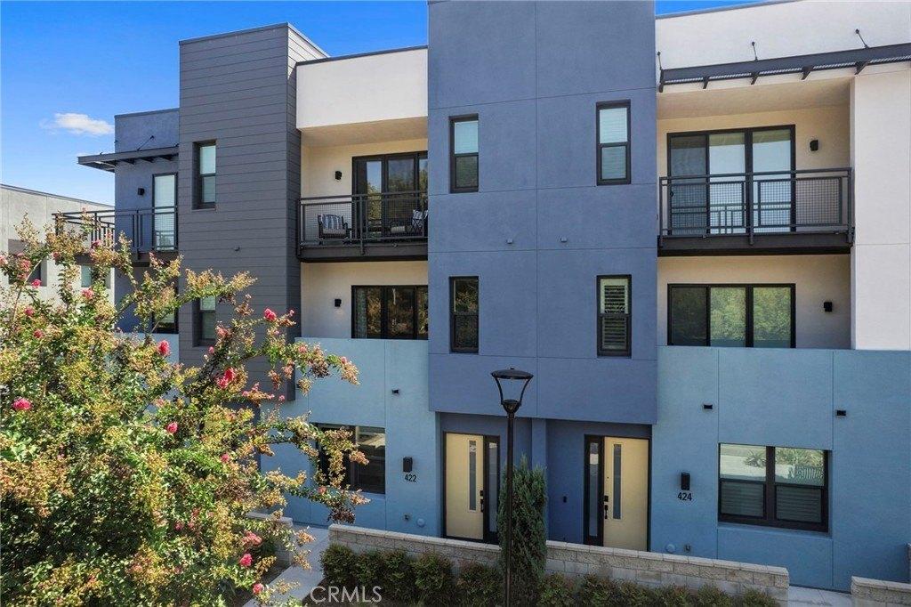 W Central Ave, Brea, CA 92821