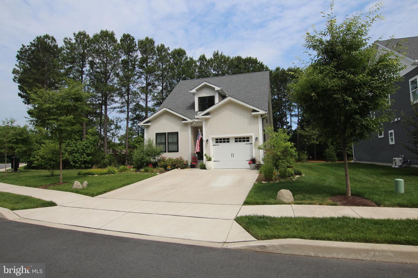 Stingray Harbor Dr, Ocean View, DE 19970