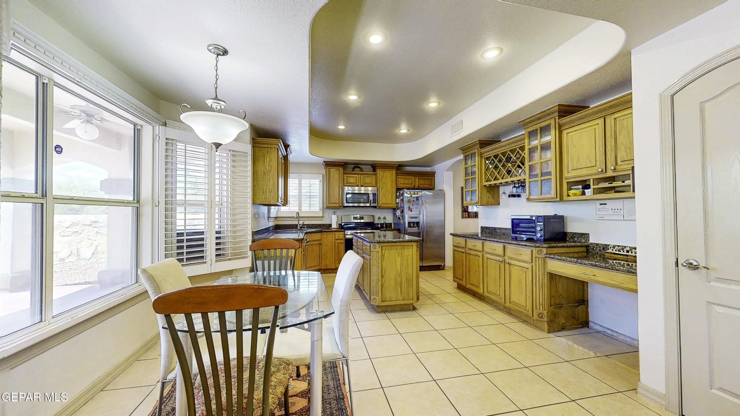 Franklin View Dr, El Paso, TX 79912