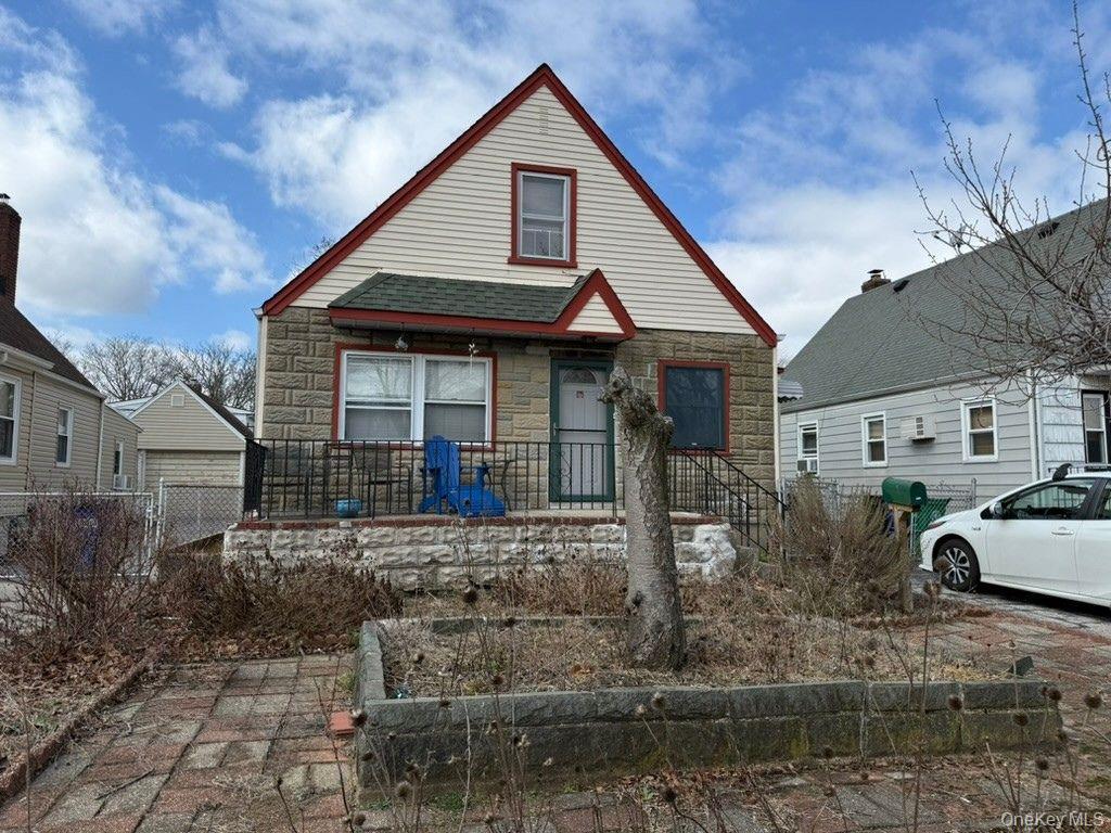 269th St, New Hyde Park, NY 11040