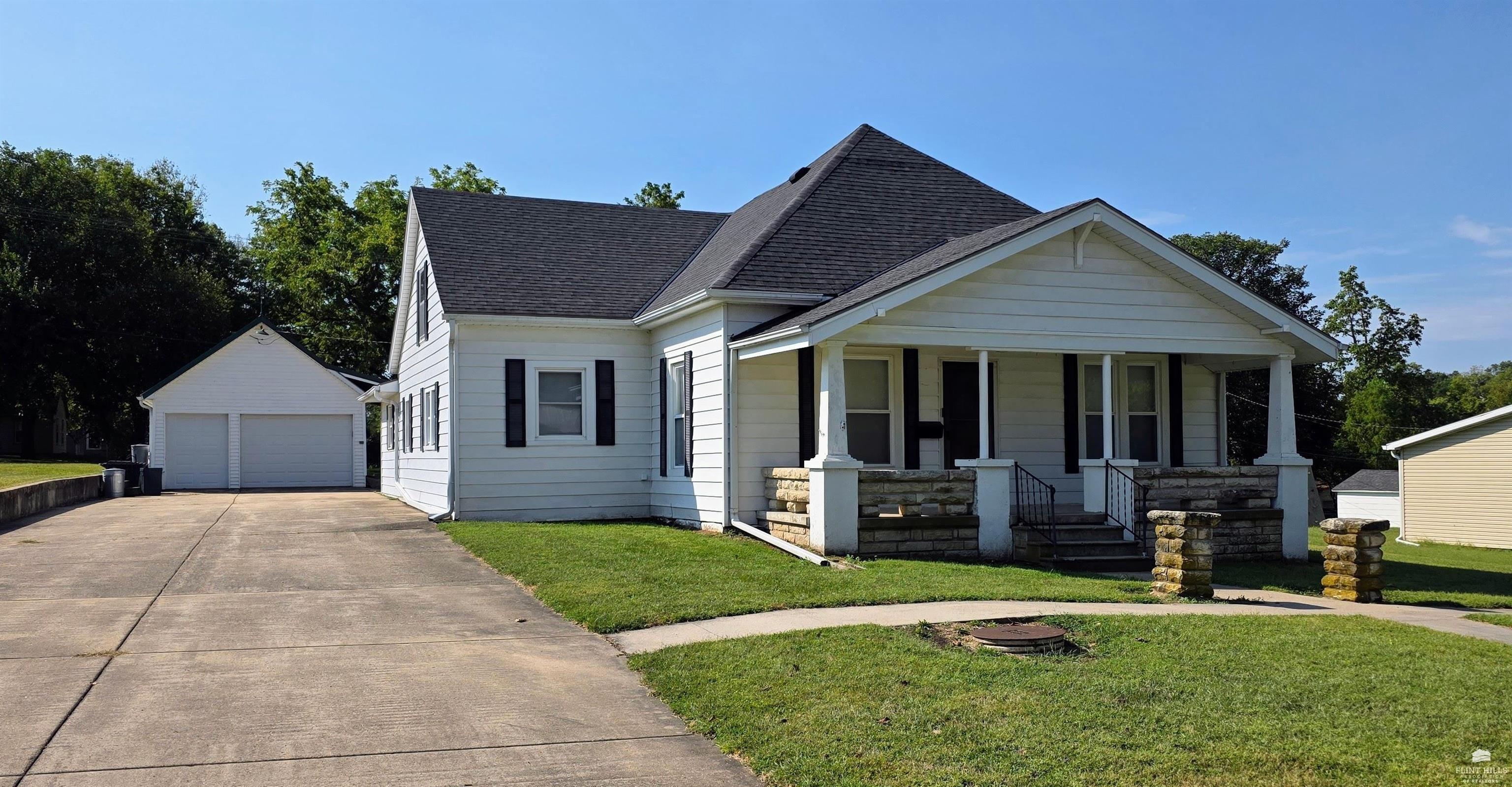 E 6th St, Frankfort, KS 66427