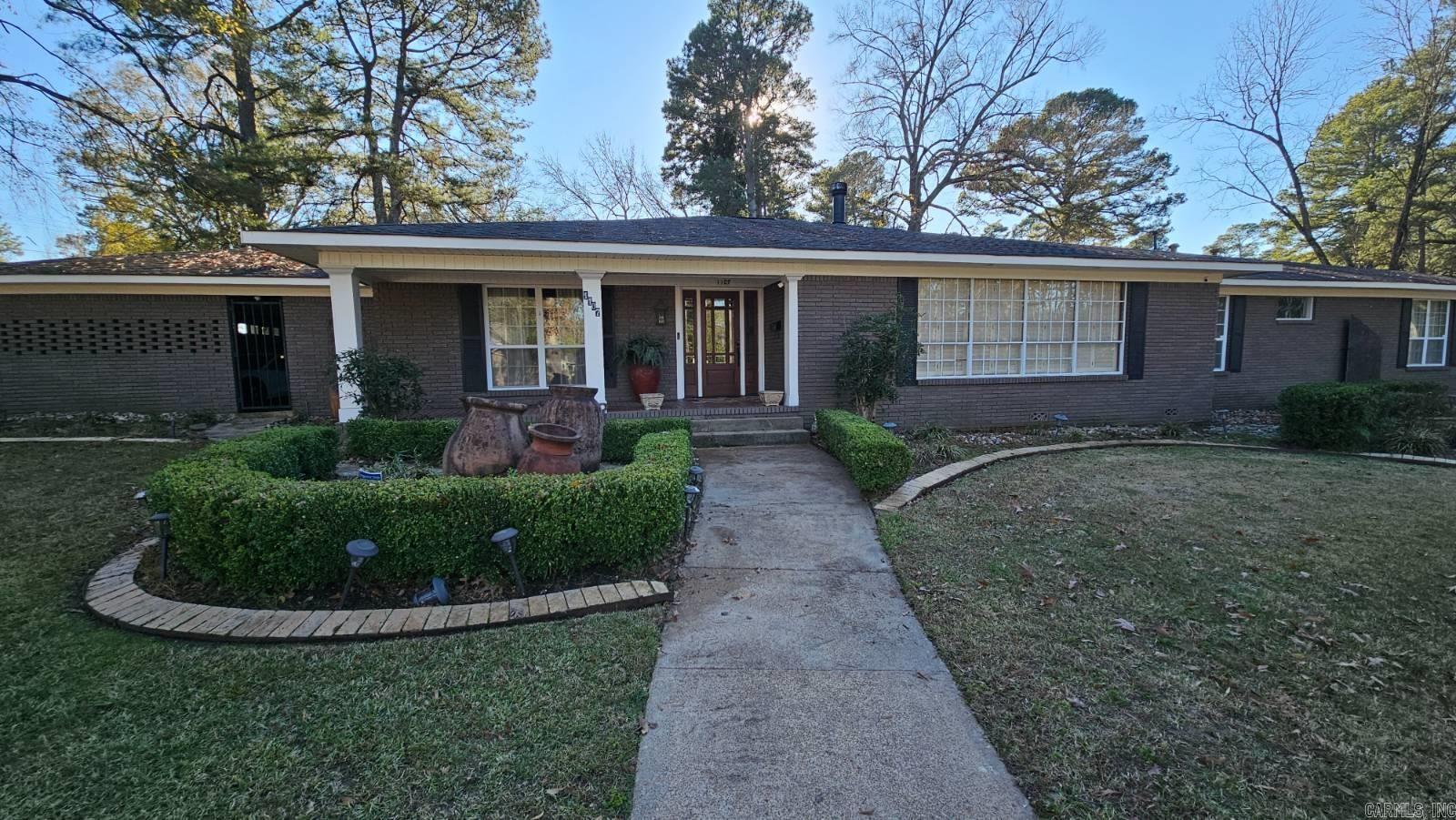 Lawton Cir, Magnolia, AR 71753