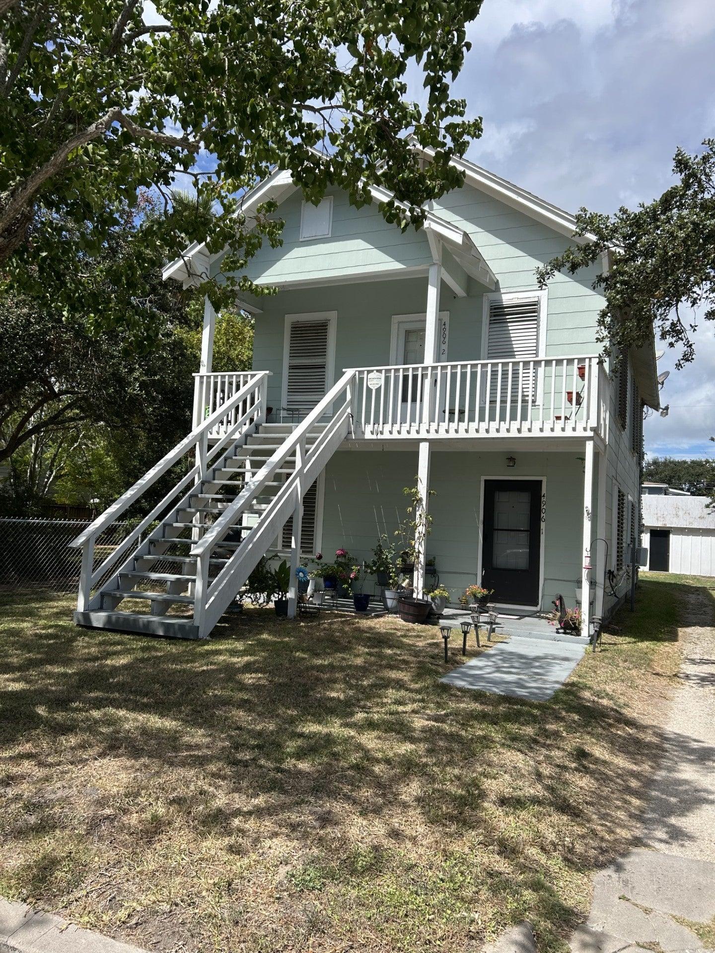 Avenue P 1/2, Galveston, TX 77551