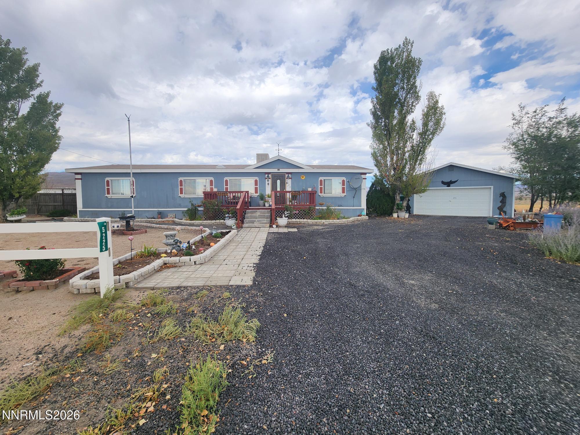 Deodar St, Silver Springs, NV 89429