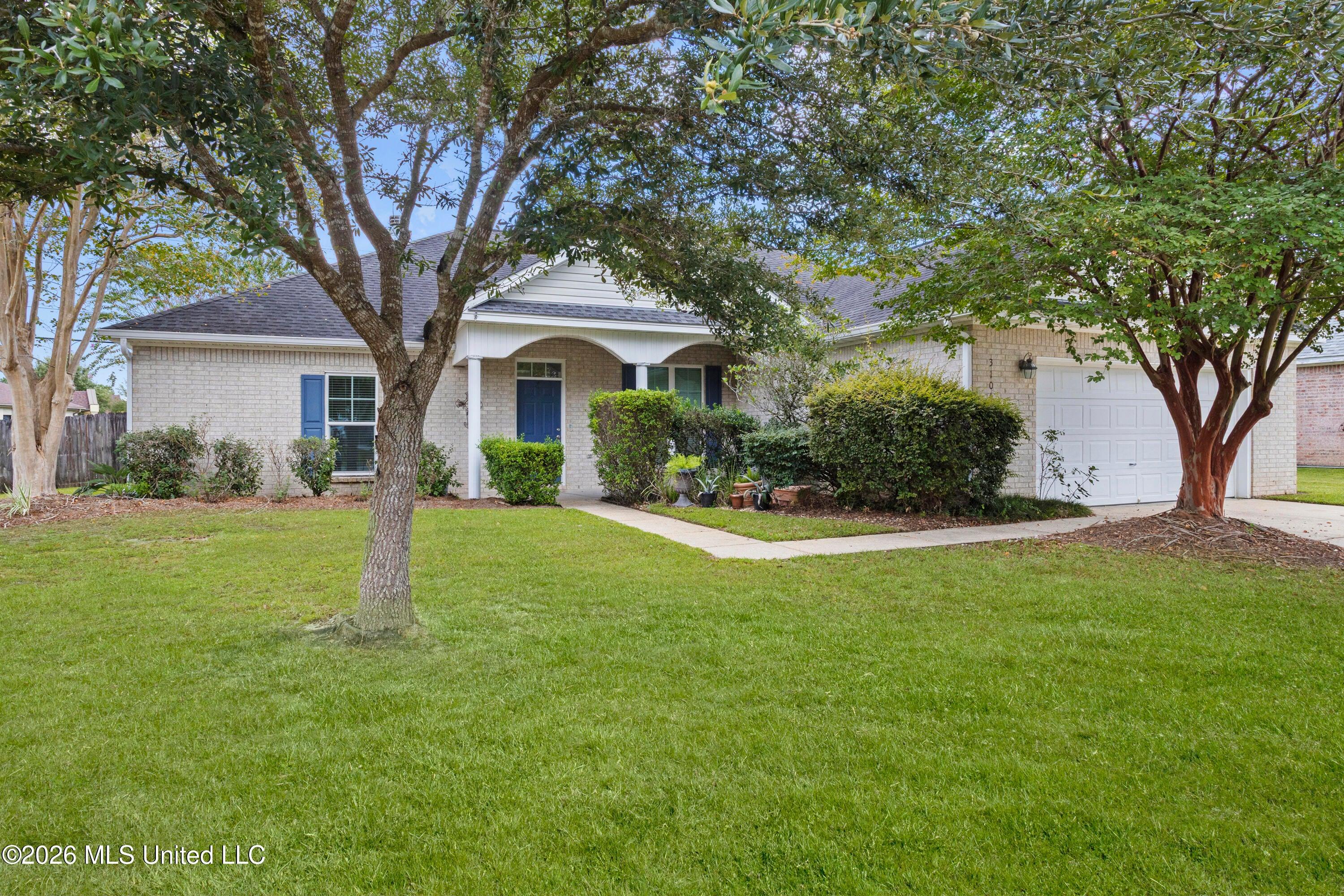 Stonewood Dr, Ocean Springs, MS 39564