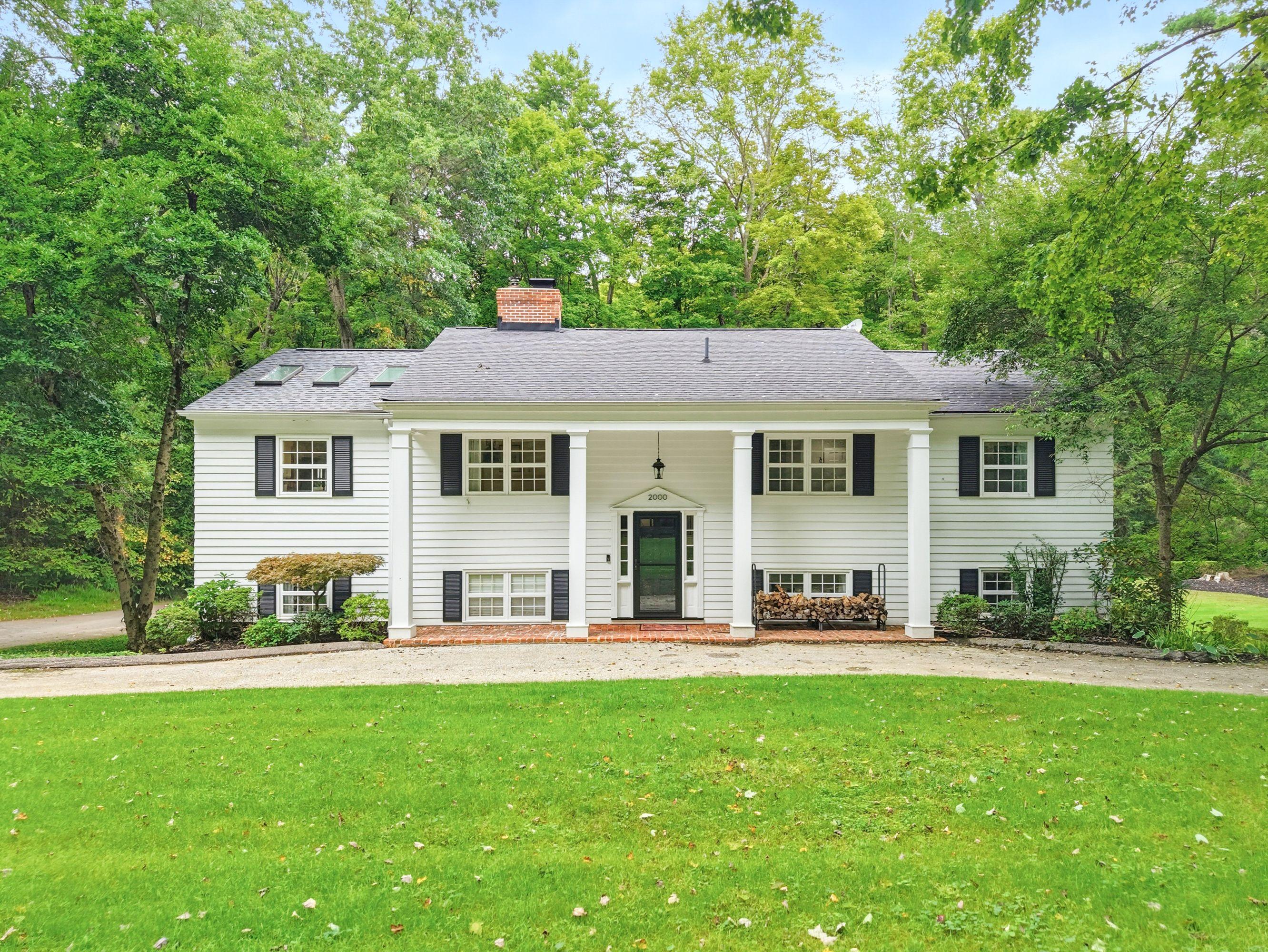 Berkshire Rd, Gates Mills, OH 44040
