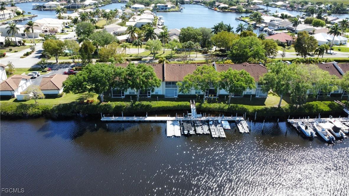 Newport Dr, Naples, FL 34114