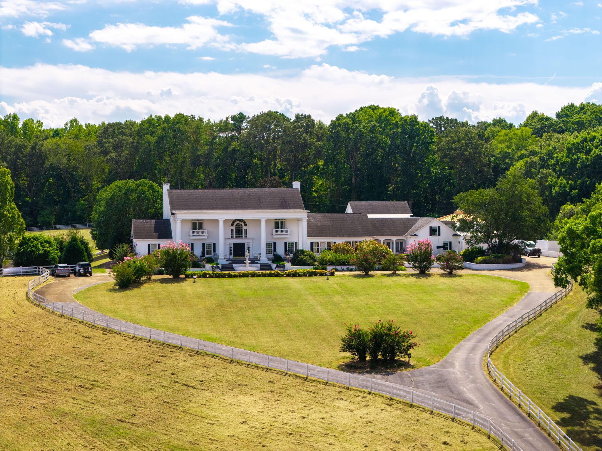 Bell Mill Rd, Ooltewah, TN 37363