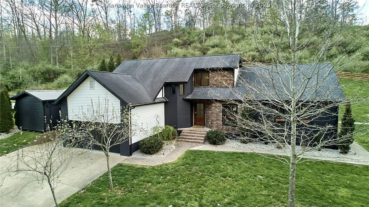 Rocky Step Rd, Scott Depot, WV 25560