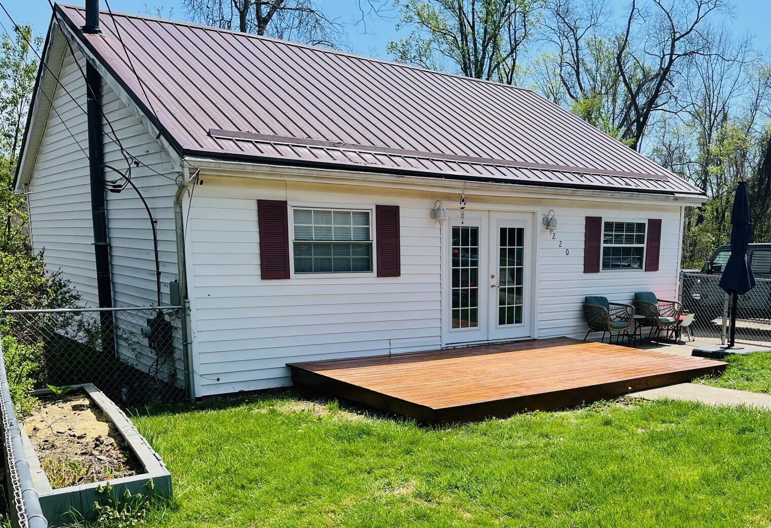 Ridgecrest Ave, Beckley, WV 25801