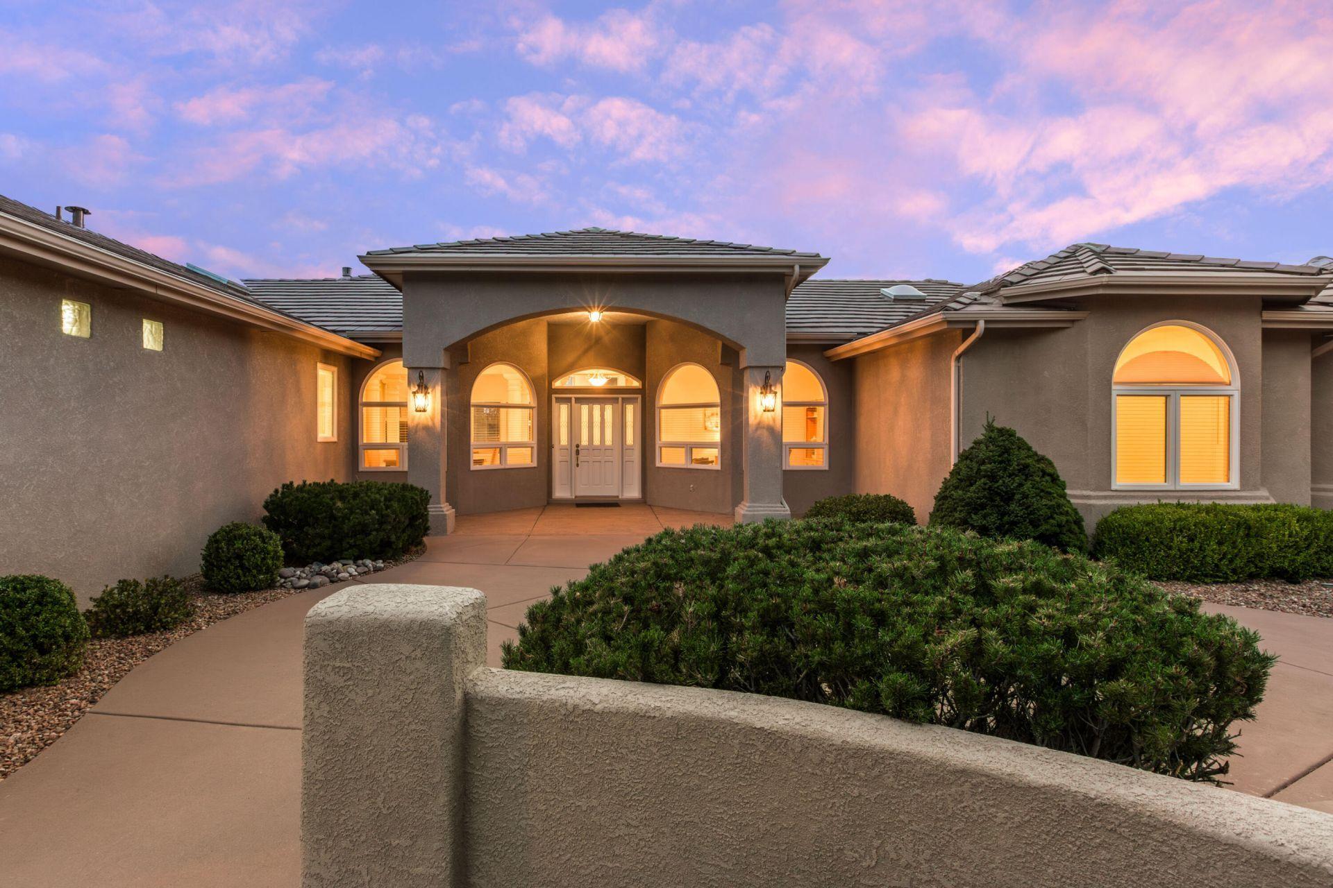 Canyon Edge Trl Ne, Albuquerque, NM 87111