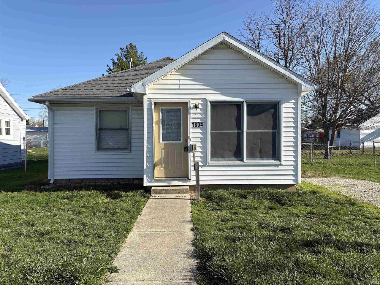 W 15th St, Muncie, IN 47302