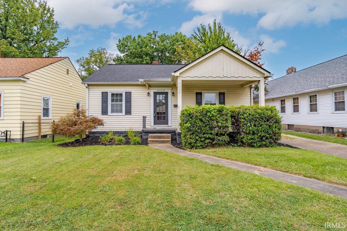 Washington Ave, Evansville, IN 47714