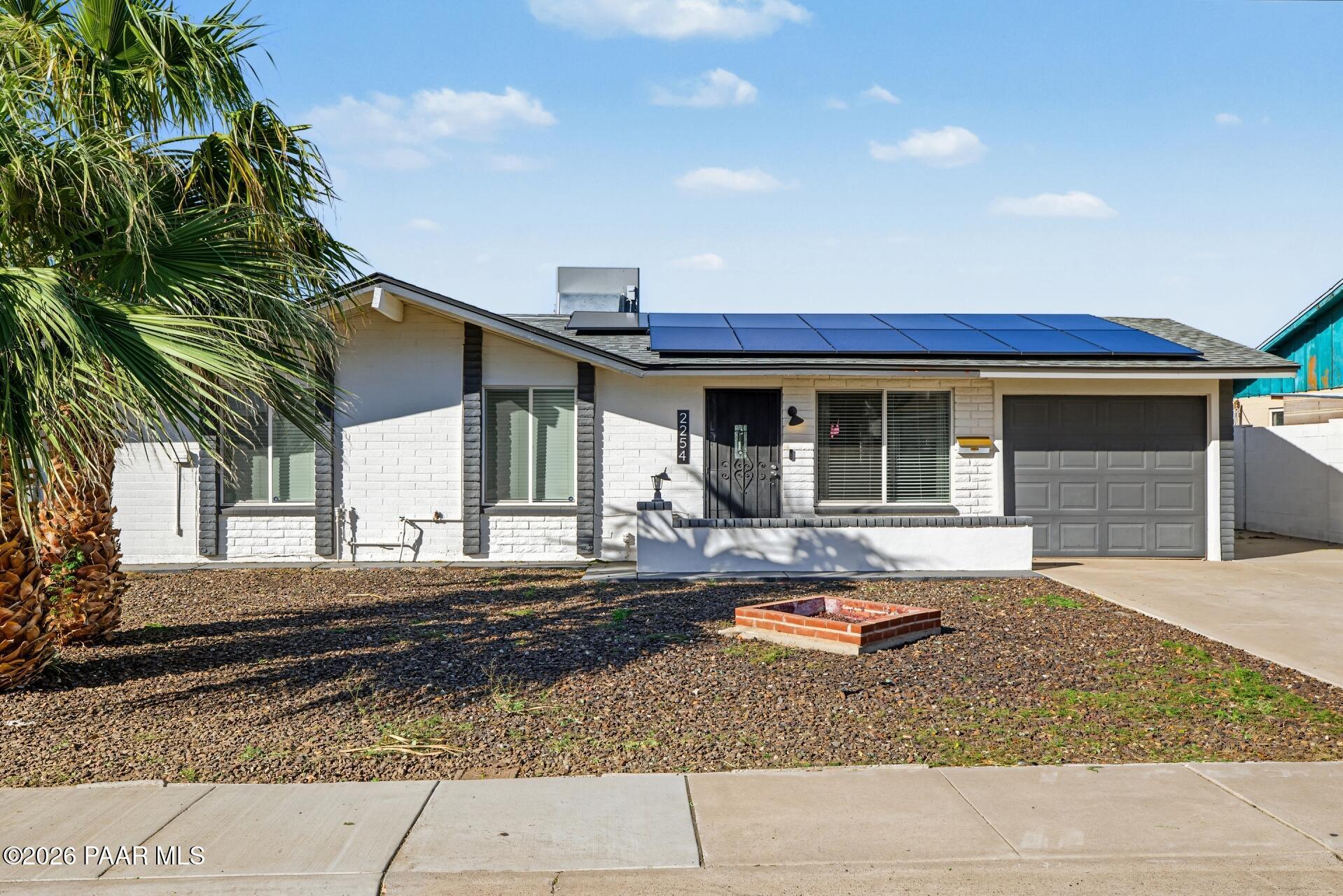 W Charter Oak Rd, Phoenix, AZ 85029