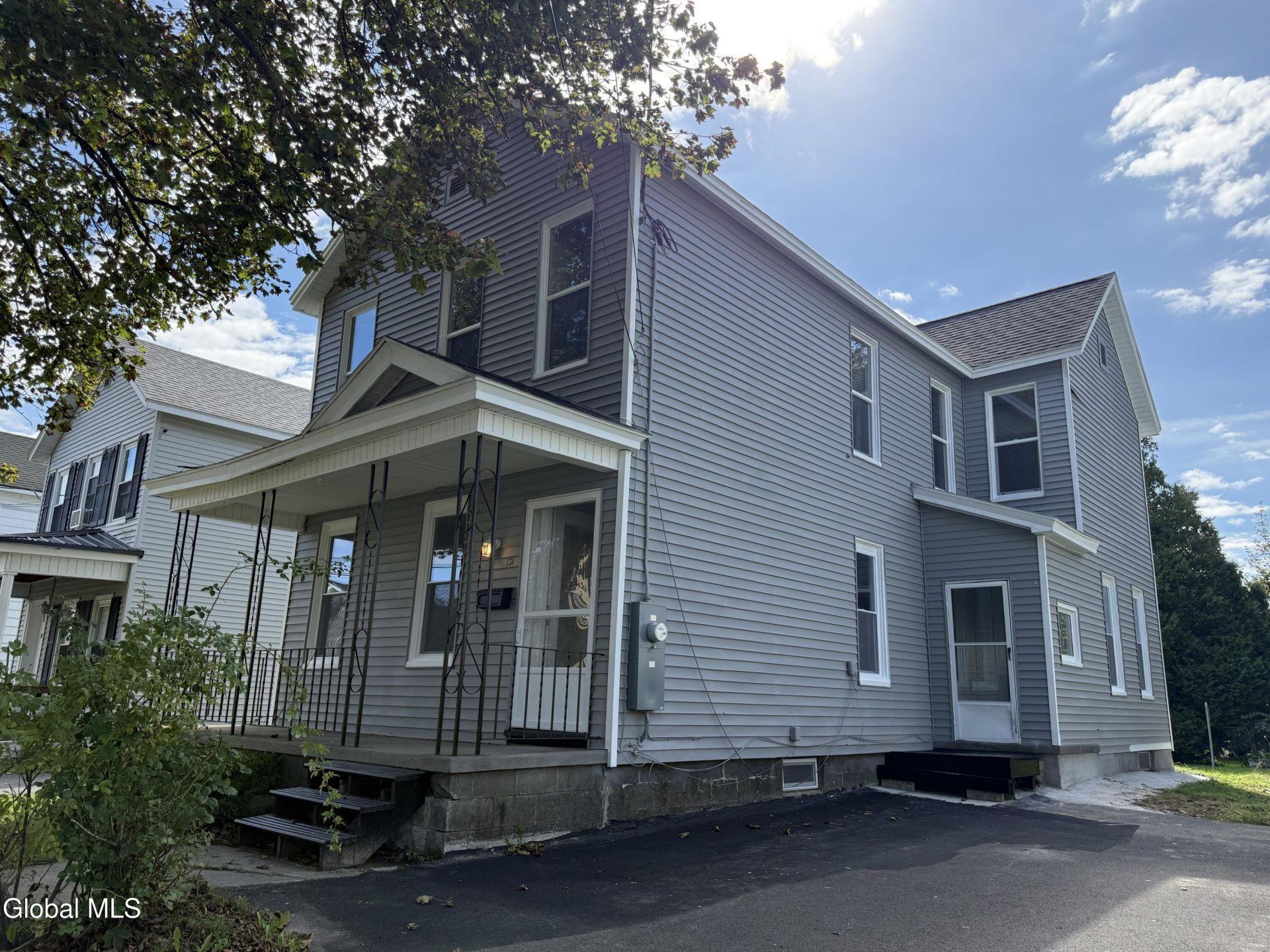 Cady St, Johnstown, NY 12095