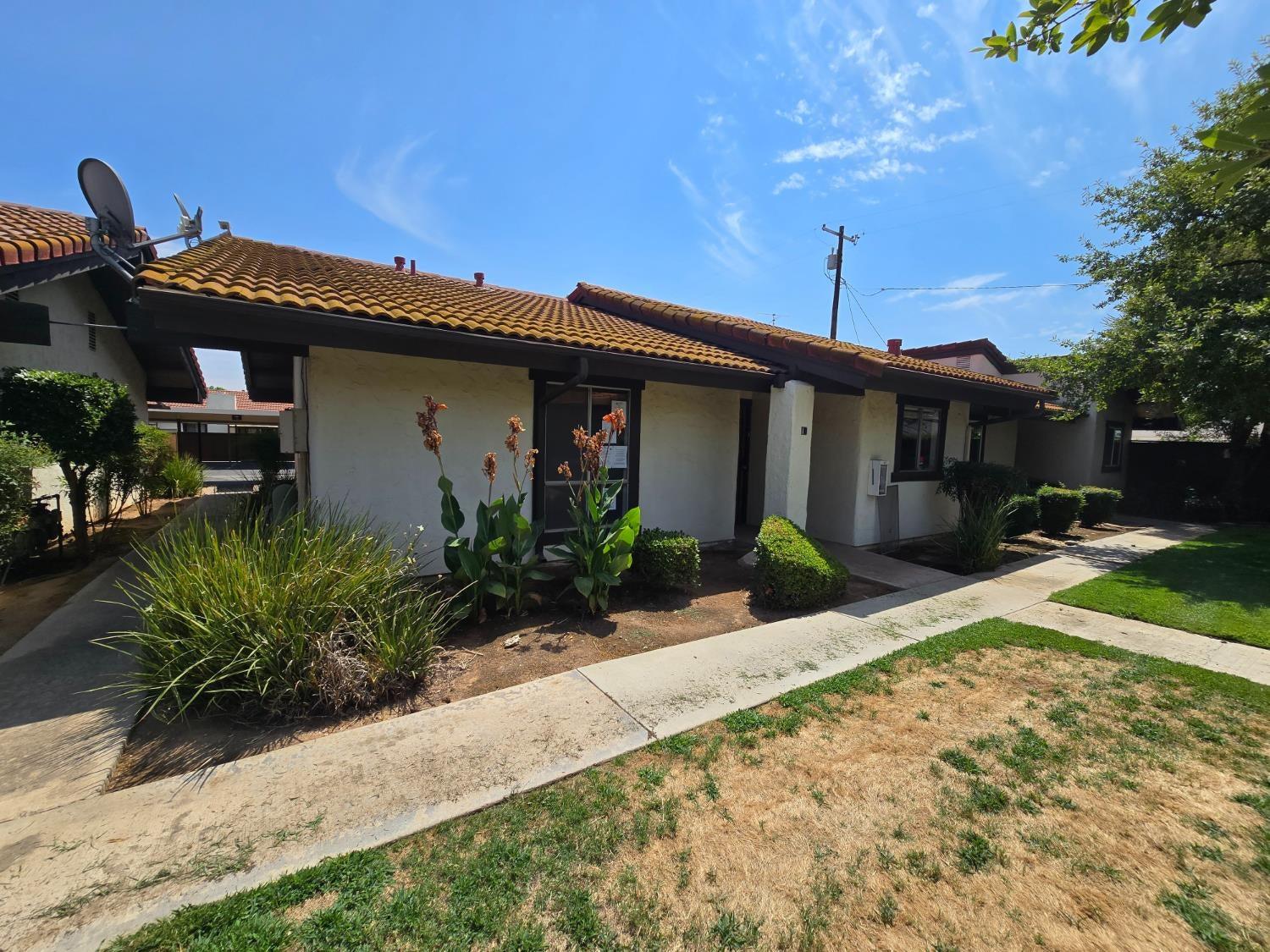 N Maroa Ave, Fresno, CA 93704