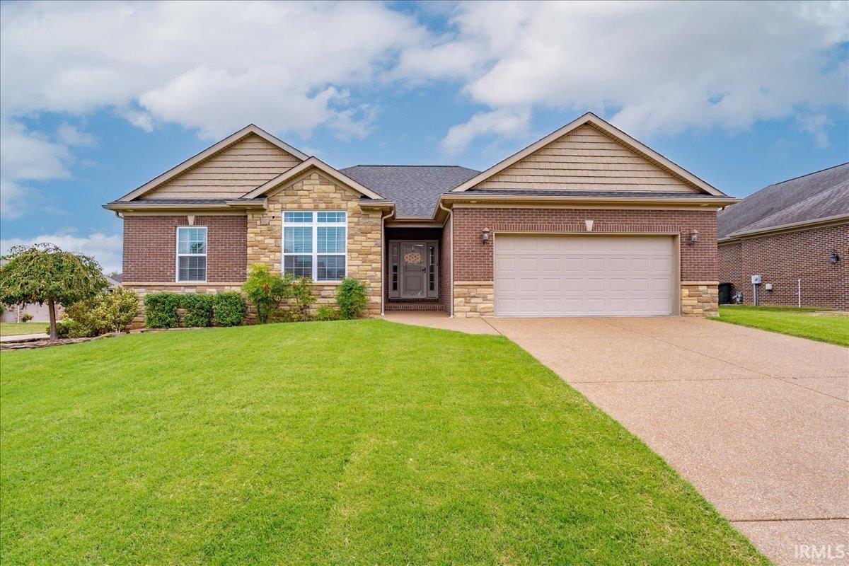 Takara Dr, Evansville, IN 47715