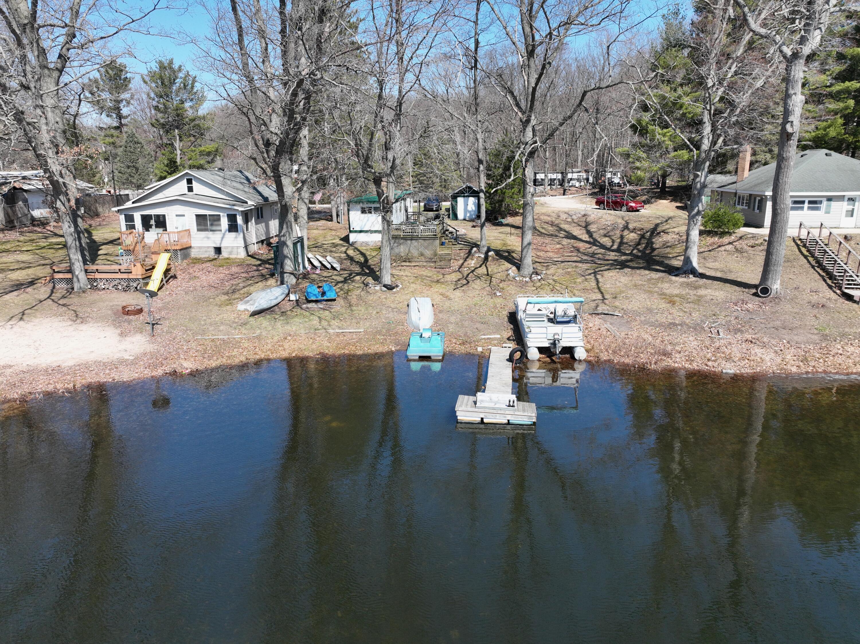 E High Tower Lake Rd, Hesperia, MI 49421
