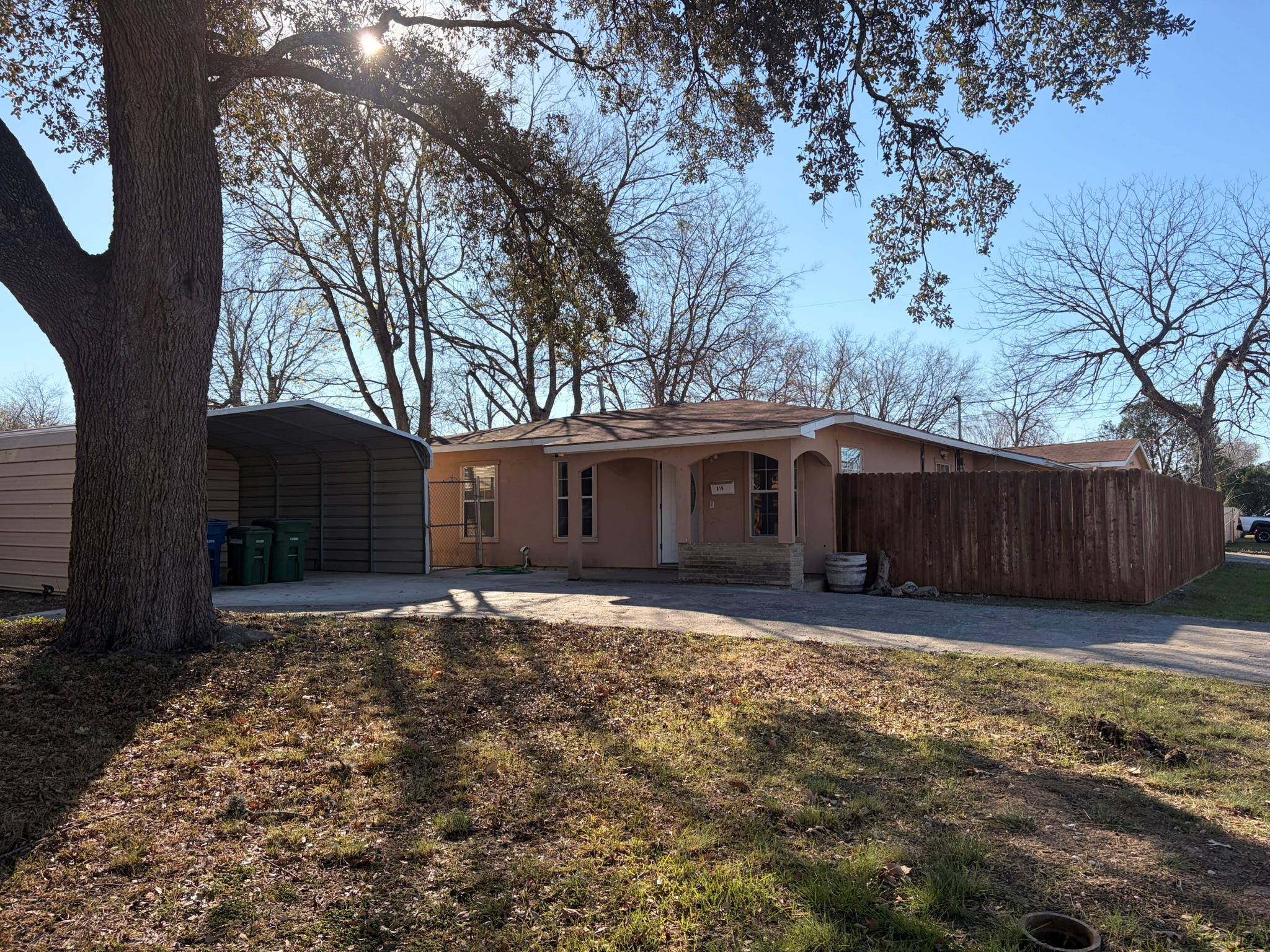 Rosehill Dr, San Antonio, TX 78213