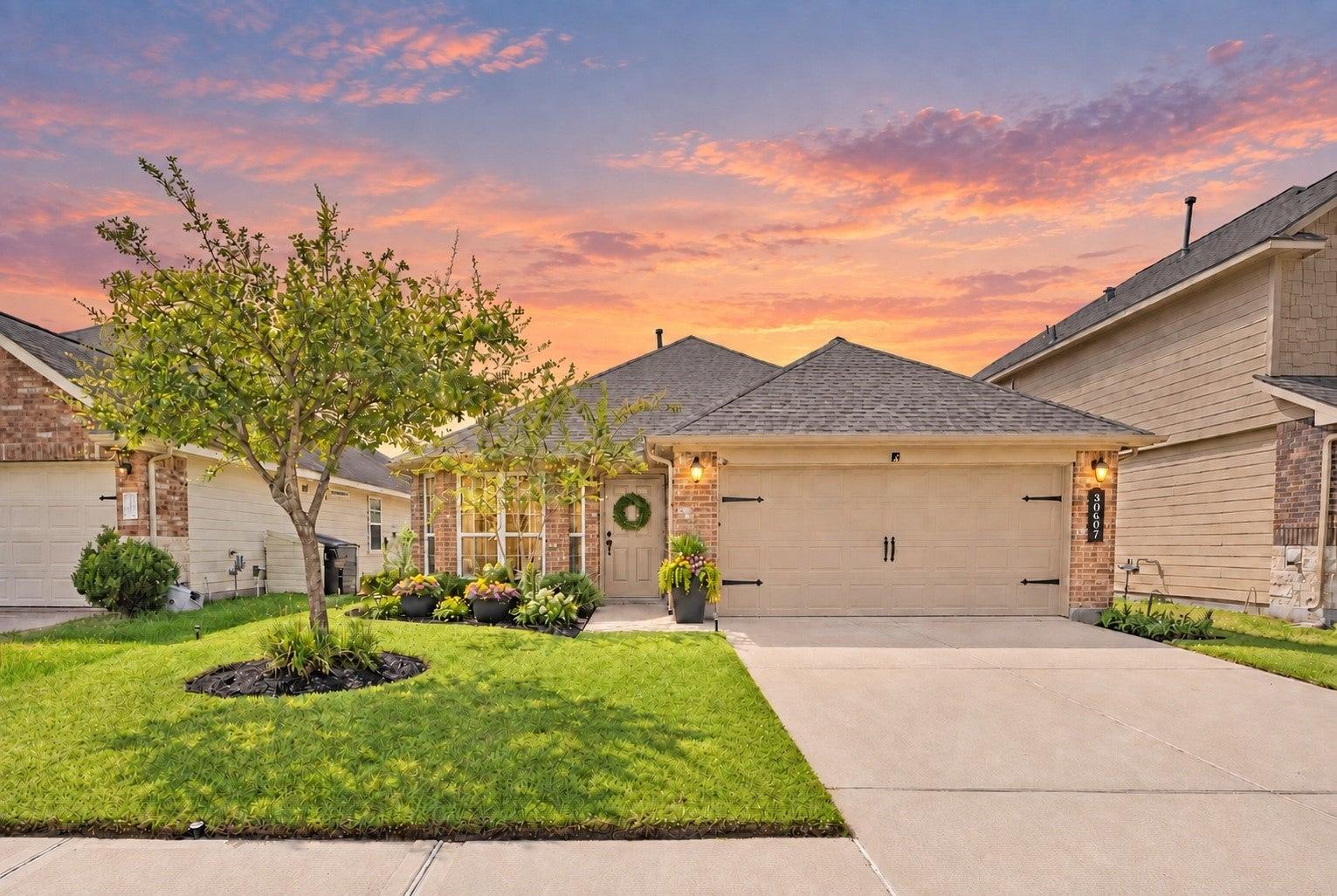 Lavender Trace Dr, Spring, TX 77386