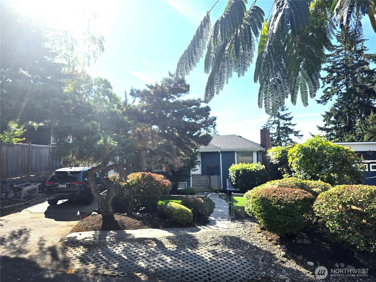 Ne 85th St, Seattle, WA 98115