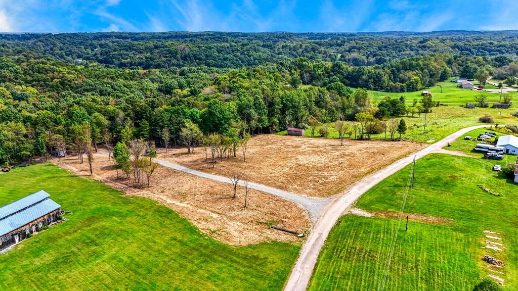 Meada Rd, Nelsonville, OH 45764