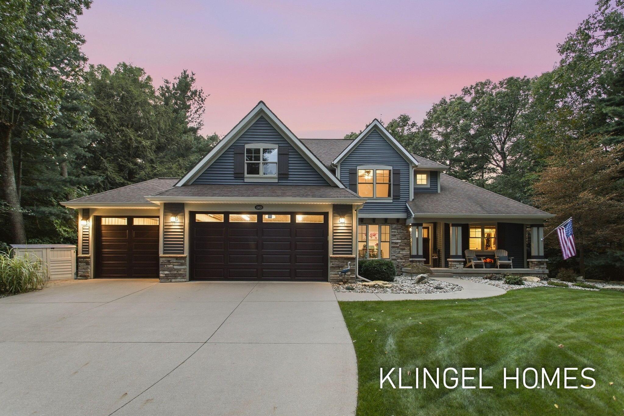 Devonshire Ln, Grand Haven, MI 49417