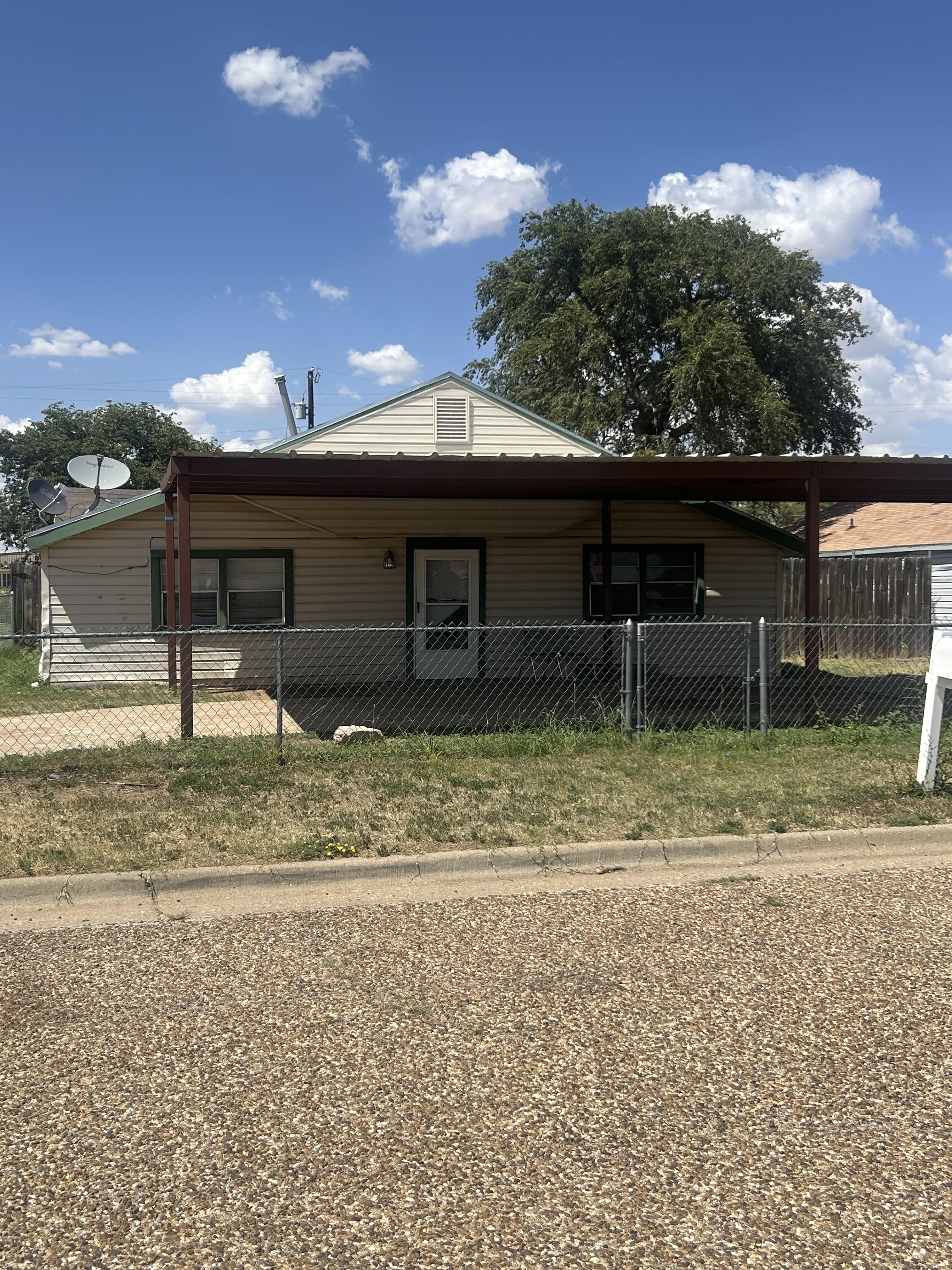 E 16th St, Lubbock, TX 79403