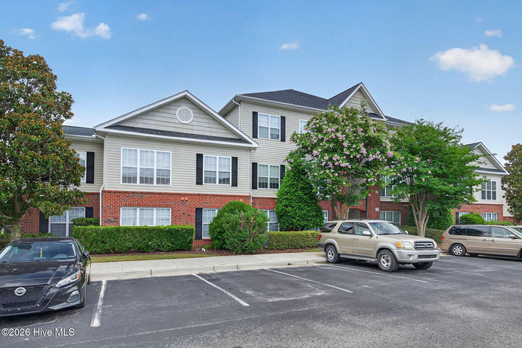 Bloomfield Ln, Wilmington, NC 28412