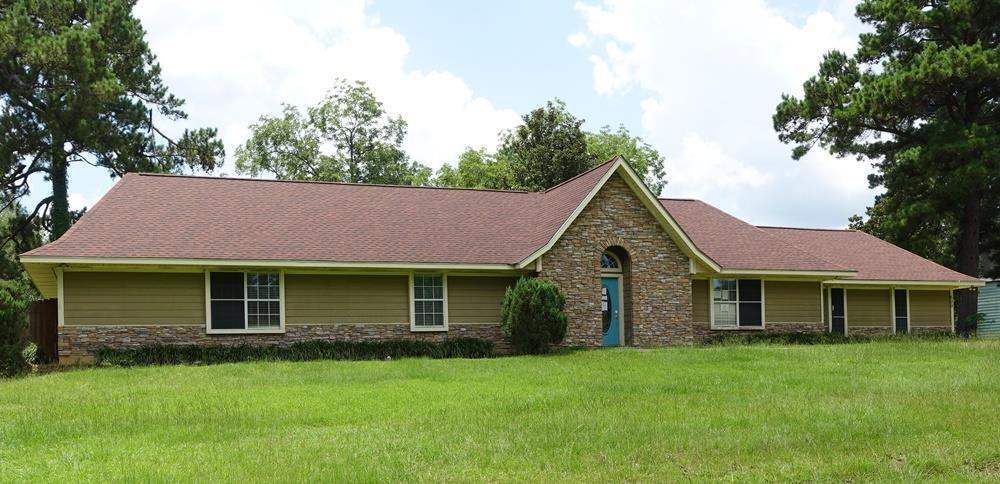 Daily St, Jasper, TX 75951
