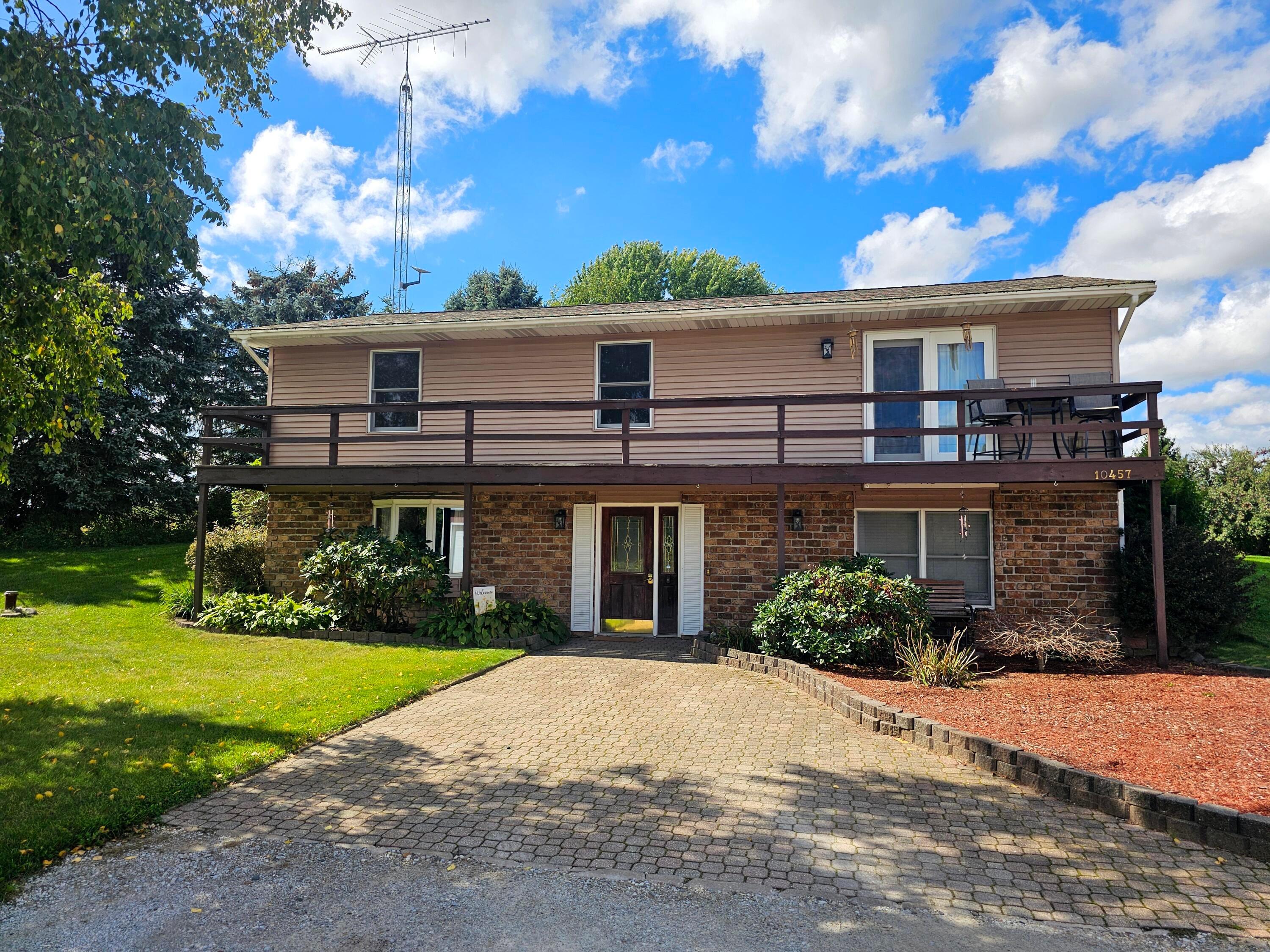 S Gordon Ave, Grant, MI 49327