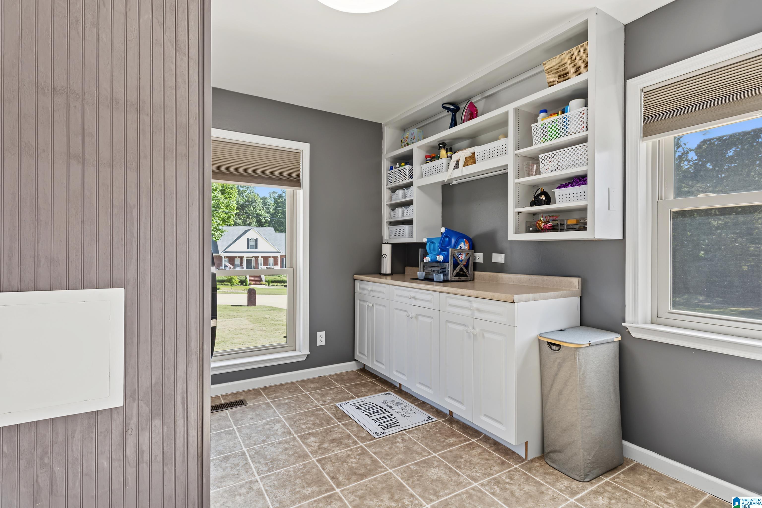 Post Oak Dr, Bessemer, AL 35023