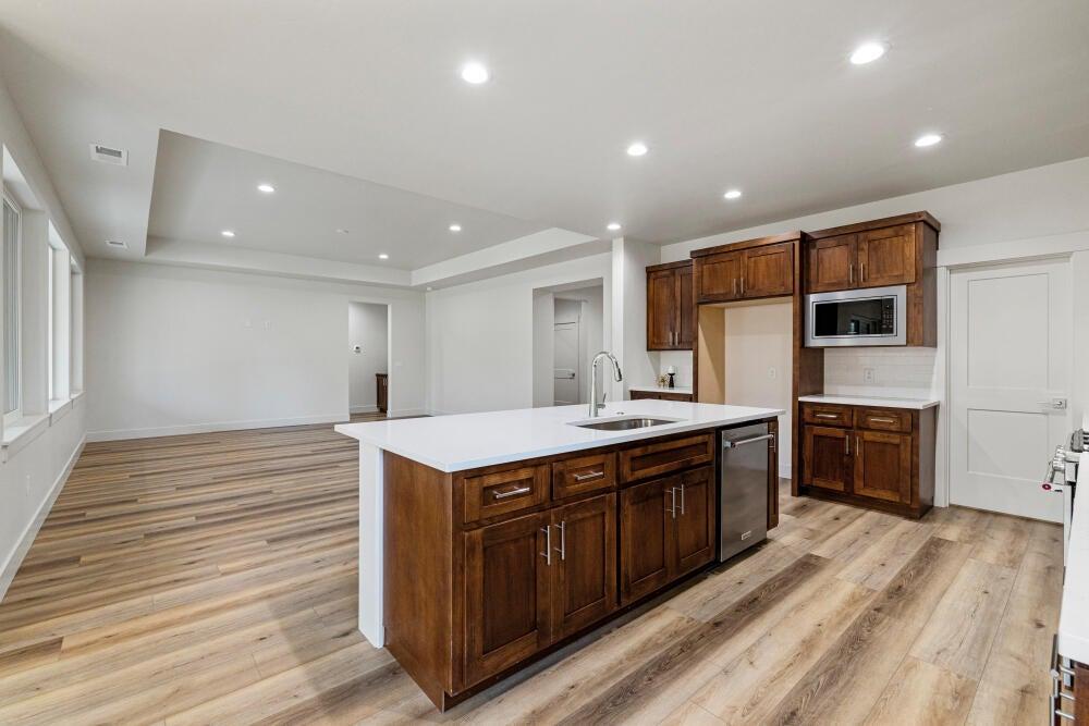 Vine Maple Dr, Klamath Falls, OR 97601