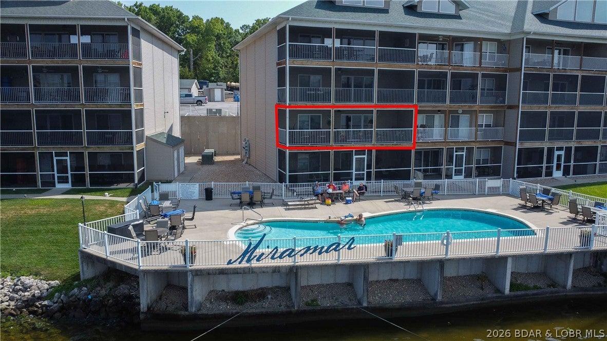 Plaza Beach Dr, Camdenton, MO 65020