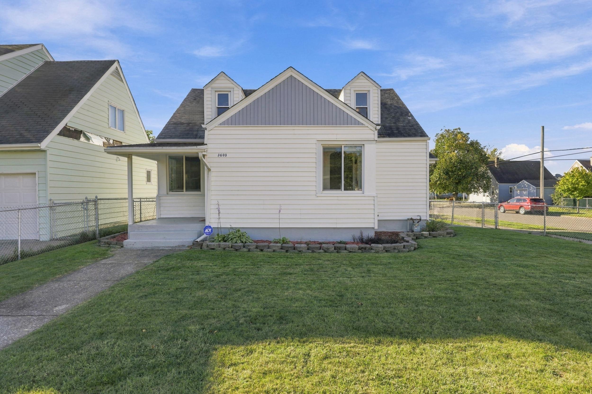 Chapin Ave, Niagara Falls, NY 14301