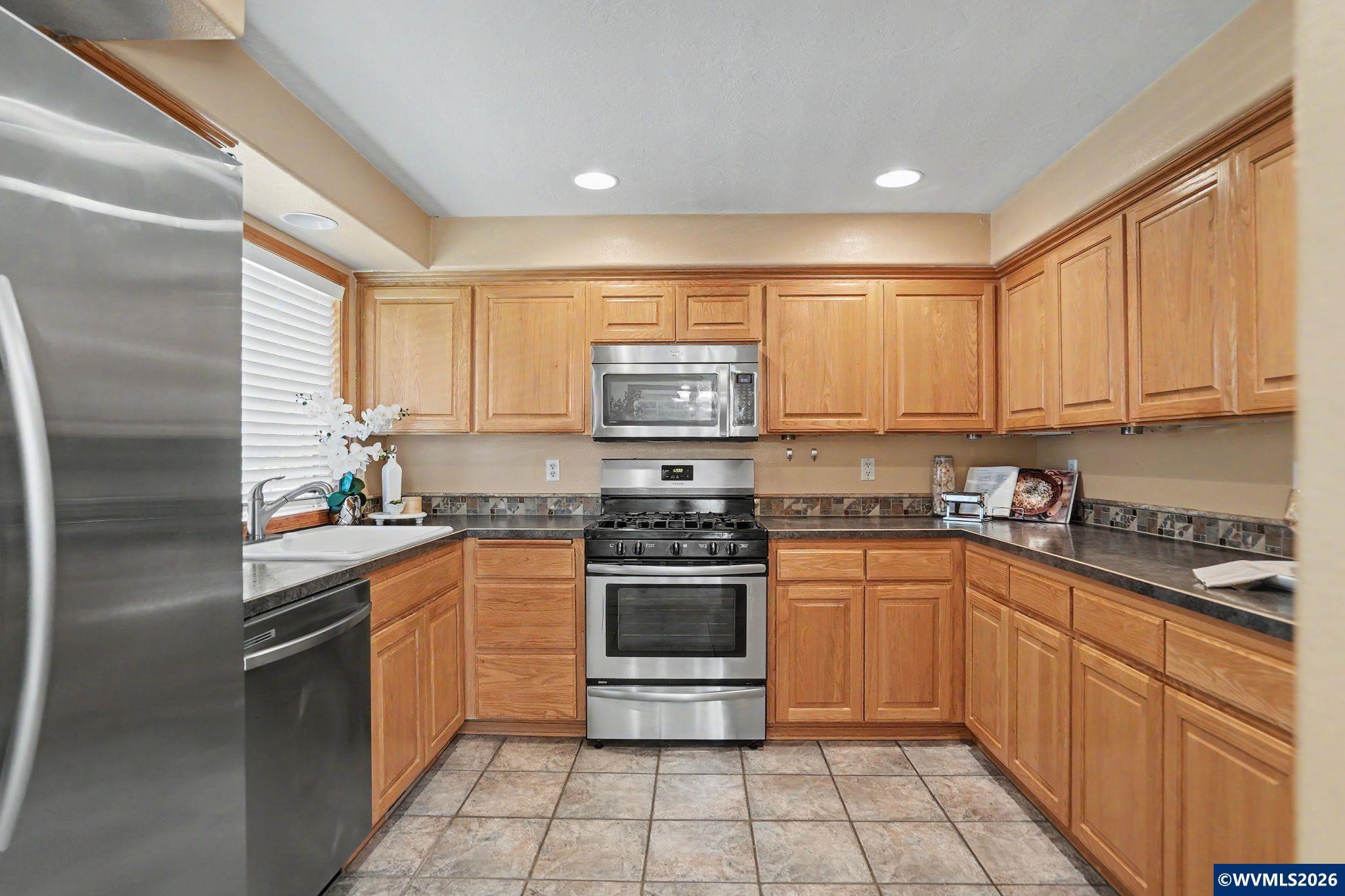 La Costa Loop S, Salem, OR 97302