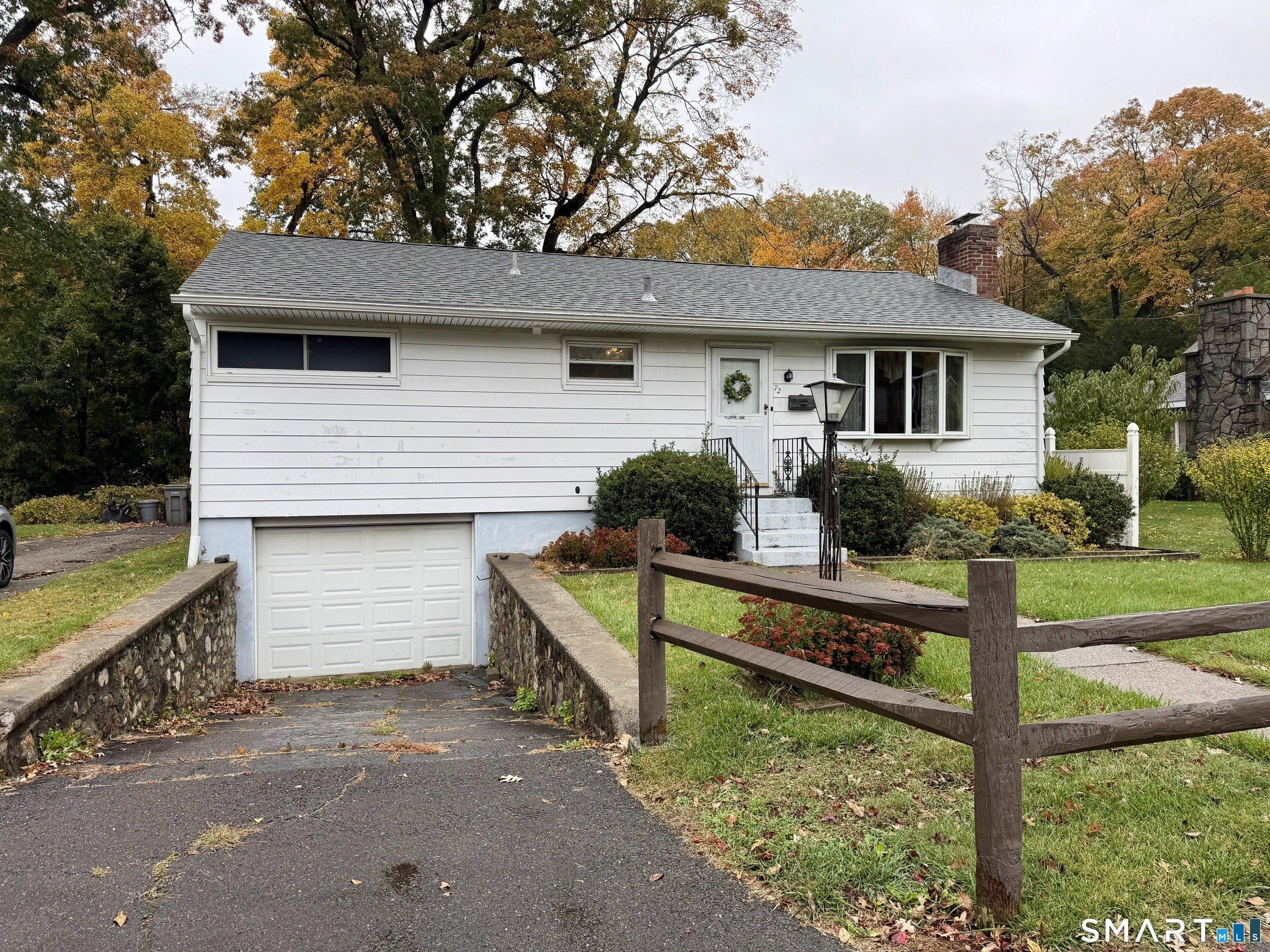 Hickory Rd, Naugatuck, CT 06770