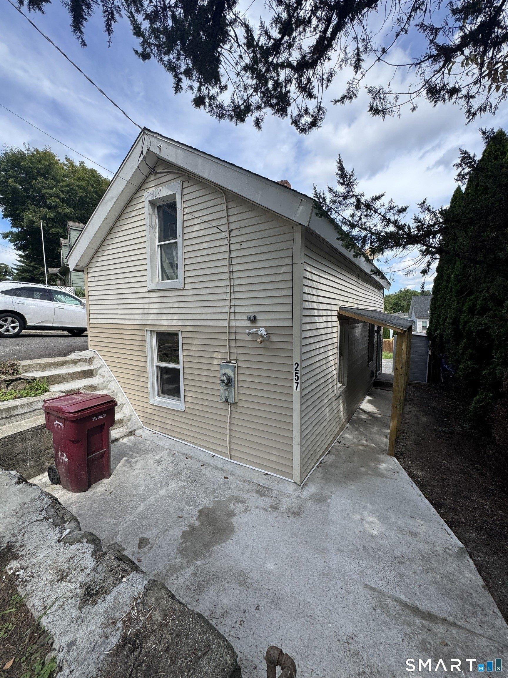 Scott St, Naugatuck, CT 06770