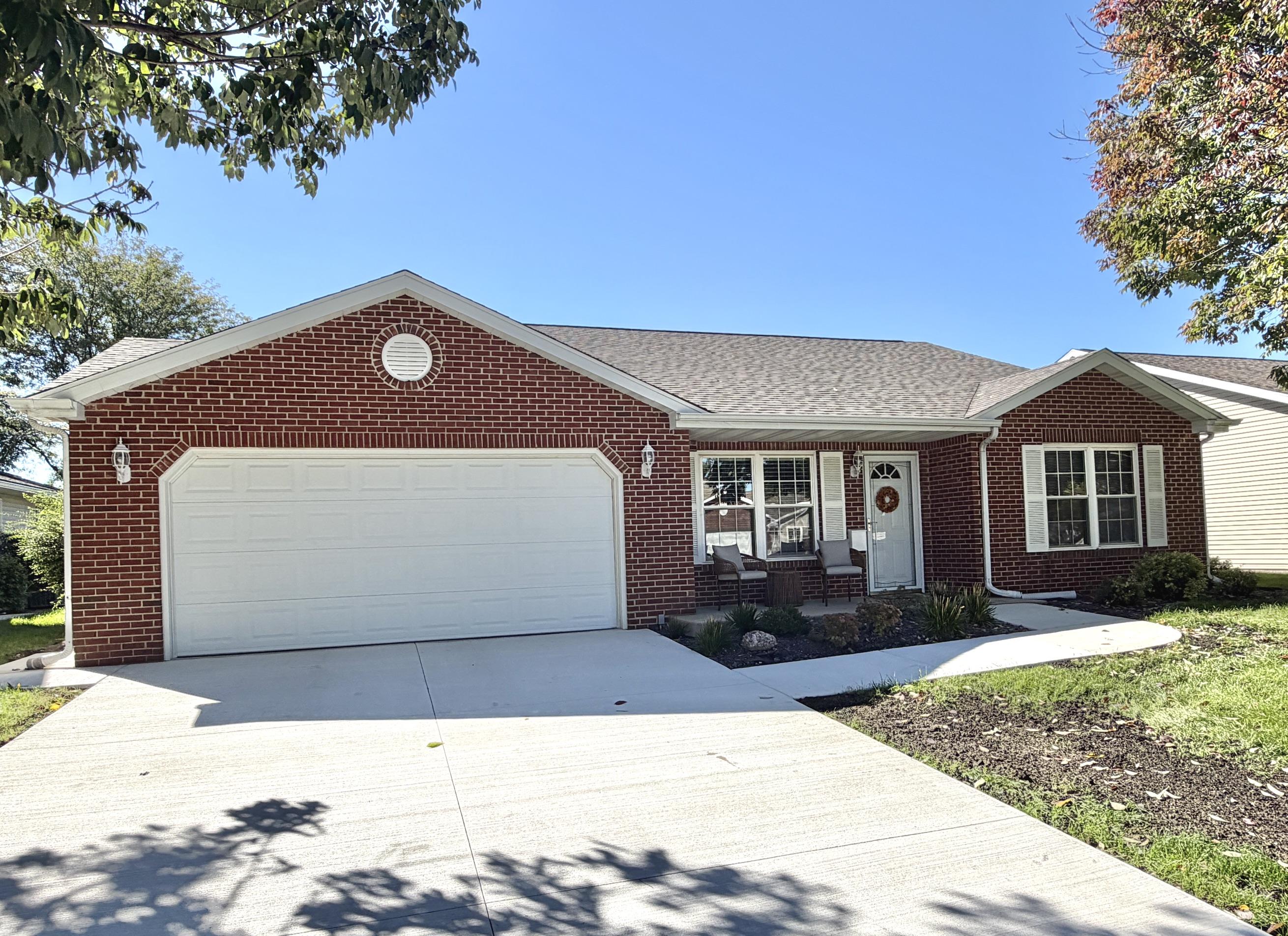 Independence Dr, Peru, IL 61354