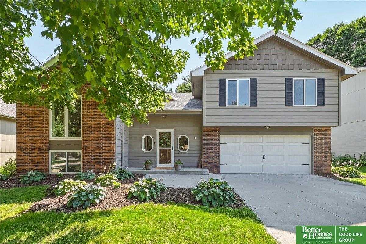 Hamilton St, Omaha, NE 68154