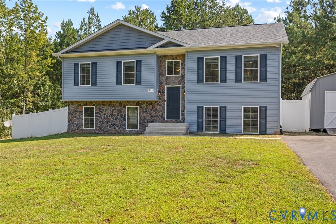 Country Rd, Beaverdam, VA 23015